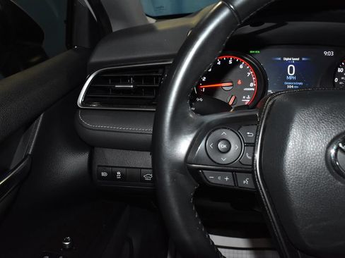 Used 2023 Toyota Camry XSE FWD image 7