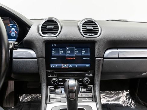 Used 2018 Porsche 718 Cayman image 17