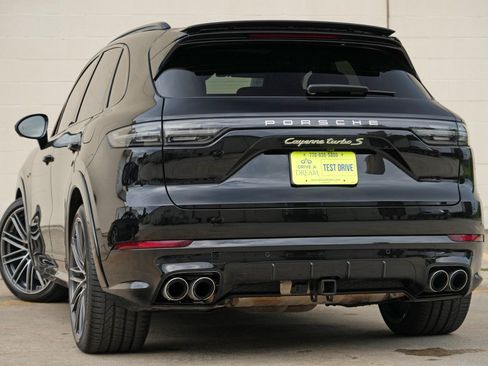 Used 2021 Porsche Cayenne Turbo S AWD/4WD image 6
