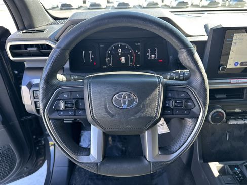 Certified 2025 Toyota 4Runner SR5 image 18