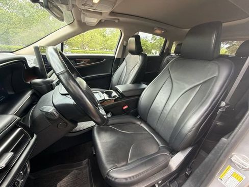 Certified 2021 Lincoln Nautilus Reserve FWD image 11