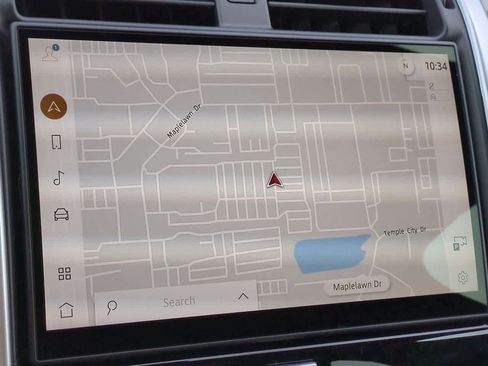 New 2025 Land Rover Discovery Dynamic SE image 30