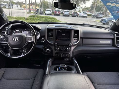 Used 2022 RAM 1500 Big Horn AWD/4WD image 14