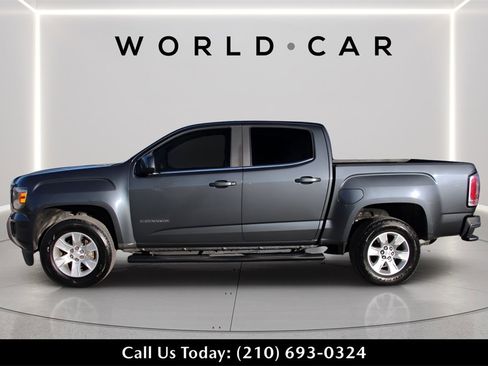 Used 2017 GMC Canyon SLE w/ SLE Convenience Package image 4