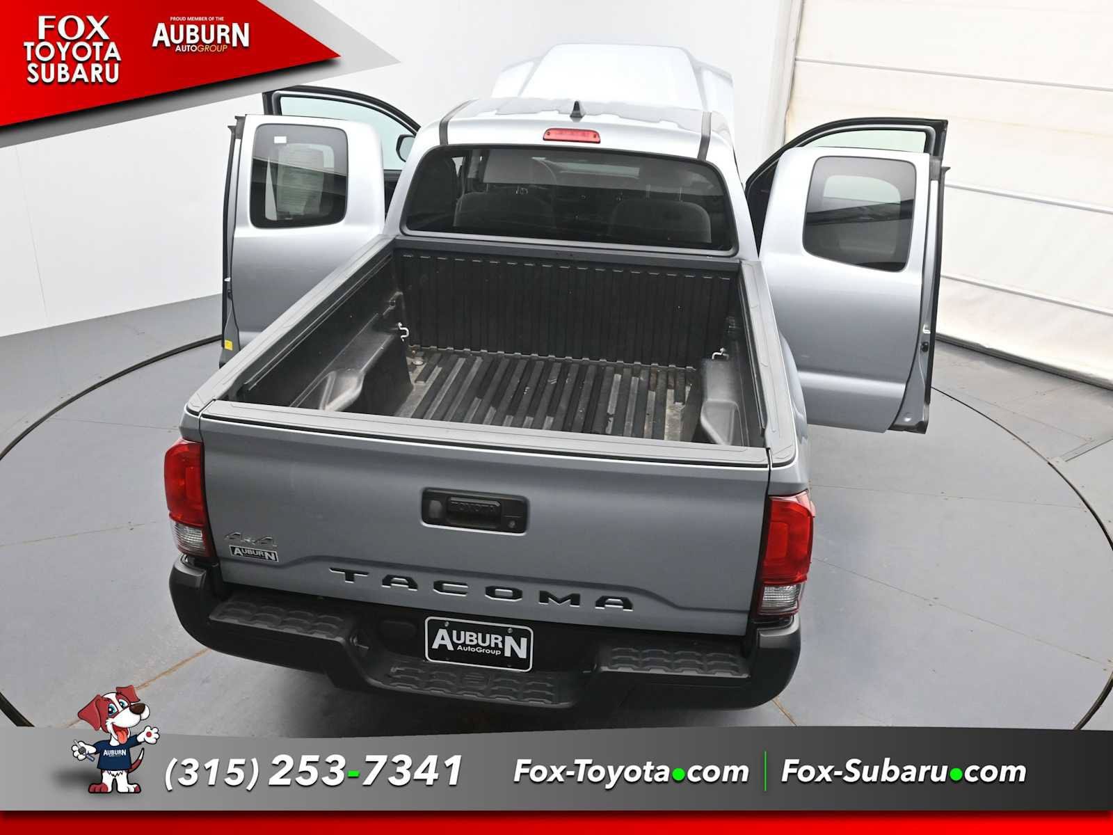 Used 2023 Toyota Tacoma SR AWD/4WD image 33