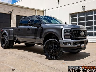 Used 2025 Ford F350 Platinum w/ Platinum Plus Package