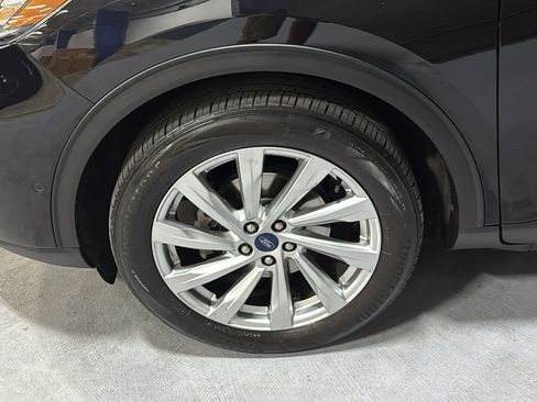 Used 2021 Ford Escape Titanium w/ Titanium Elite Package AWD/4WD image 8
