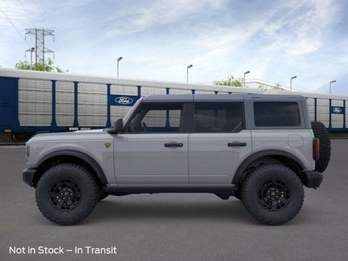 New 2026 Ford Bronco Badlands AWD/4WD image 3