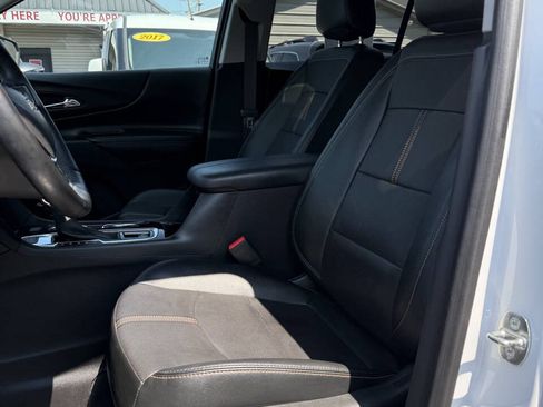Used 2023 Chevrolet Equinox Premier AWD/4WD image 11