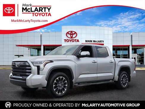 Used 2025 Toyota Tundra Limited AWD/4WD image 1