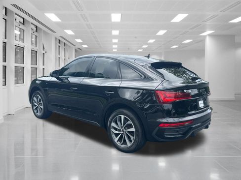 Used 2022 Audi Q5 2.0T Premium Plus w/ Premium Plus Package AWD/4WD image 7