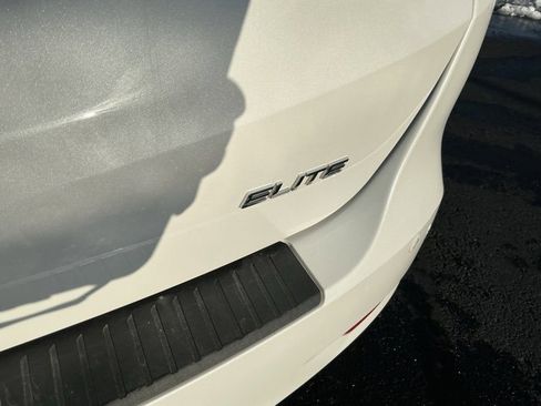 Used 2023 Honda Odyssey Elite image 7