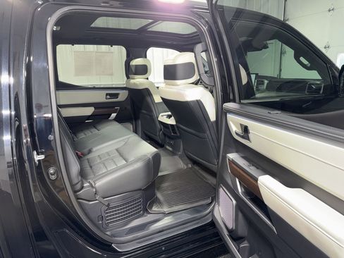 Used 2023 Toyota Tundra Capstone AWD/4WD image 14