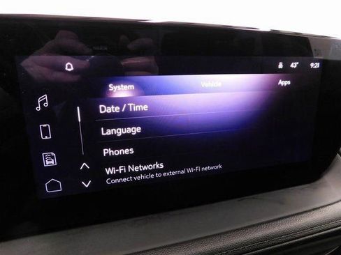 Used 2024 Buick Encore GX Sport Touring w/ Comfort Package image 41