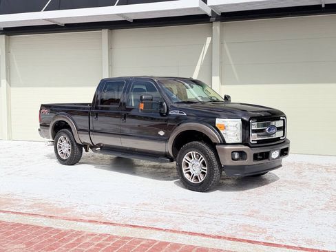 Used 2016 Ford F250 King Ranch w/ FX4 Off-Road Package AWD/4WD image 8