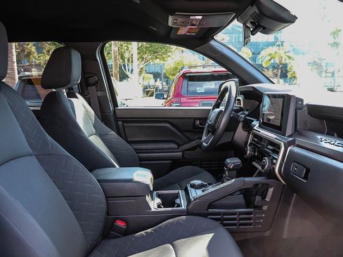 Used 2025 Toyota Tacoma SR5 image 19