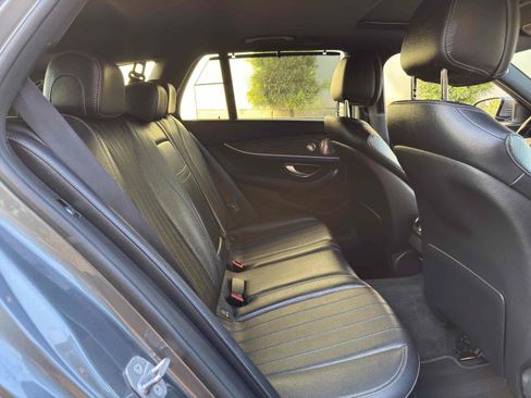 Used 2017 Mercedes-Benz E 400 4MATIC Wagon image 77