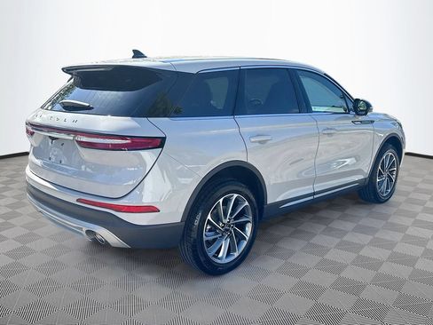 Used 2024 Lincoln Corsair AWD w/ Equipment Group 101A image 6