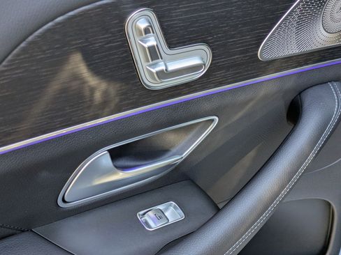 Used 2023 Mercedes-Benz GLS 450 4MATIC image 29