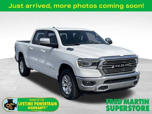 Used 2024 RAM 1500 Laramie AWD/4WD image 1