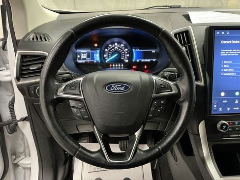 Used 2024 Ford Edge SEL w/ Convenience Package AWD/4WD image 12