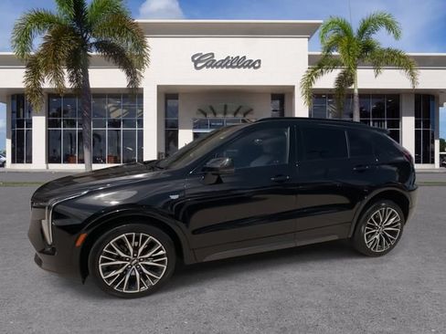 Certified 2024 Cadillac XT4 Sport FWD image 7