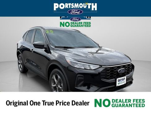Used 2025 Ford Escape ST-Line w/ Tech Pack #1 image 2