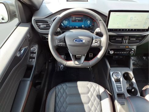 Used 2023 Ford Escape ST-Line Elite w/ Premium Technology Package AWD/4WD image 13