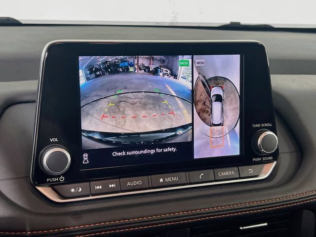 Used 2026 Nissan Rogue SV AWD/4WD image 14