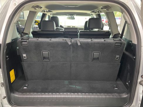 Used 2015 Lexus GX 460 image 8