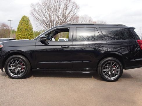 Certified 2025 Ford Expedition Platinum w/ Stealth Performance Package image 4