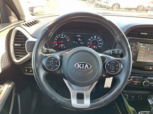 Certified 2020 Kia Soul X-Line image 18