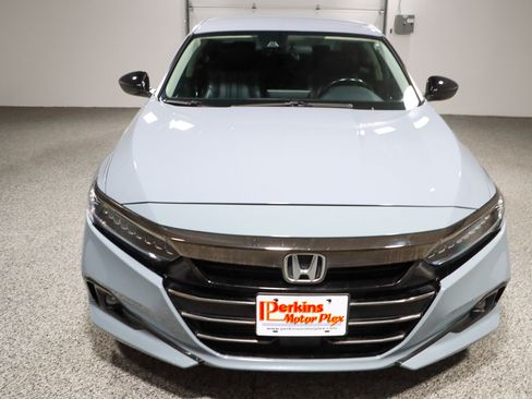 Used 2021 Honda Accord Sport Special Edition image 4