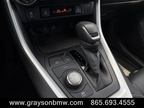 Used 2024 Toyota RAV4 XSE AWD/4WD image 25