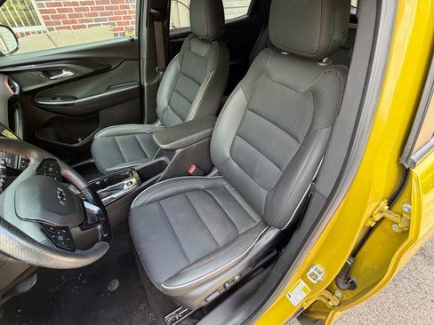 Used 2023 Chevrolet TrailBlazer RS w/ Sun and Liftgate Package AWD/4WD image 25