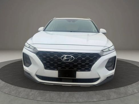 Used 2019 Hyundai Santa Fe SEL image 2