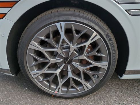 New 2026 Genesis G90 3.5T image 10