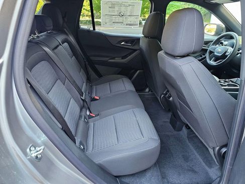 New 2026 Chevrolet Equinox LT AWD/4WD image 12
