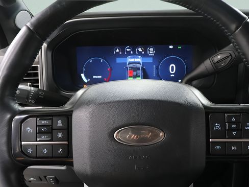 Used 2025 Ford F450 Platinum AWD/4WD image 15