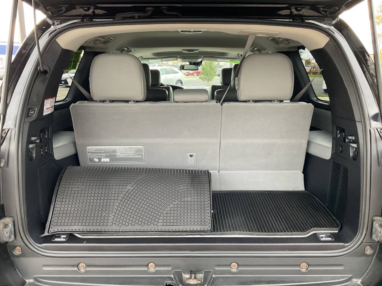 Used 2018 Toyota Sequoia Limited w/ Safety & Convenience Package AWD/4WD image 46