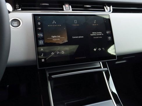 Used 2026 Land Rover Range Rover Evoque S image 19