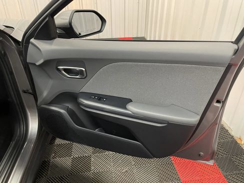 Used 2025 Kia K4 EX FWD image 41