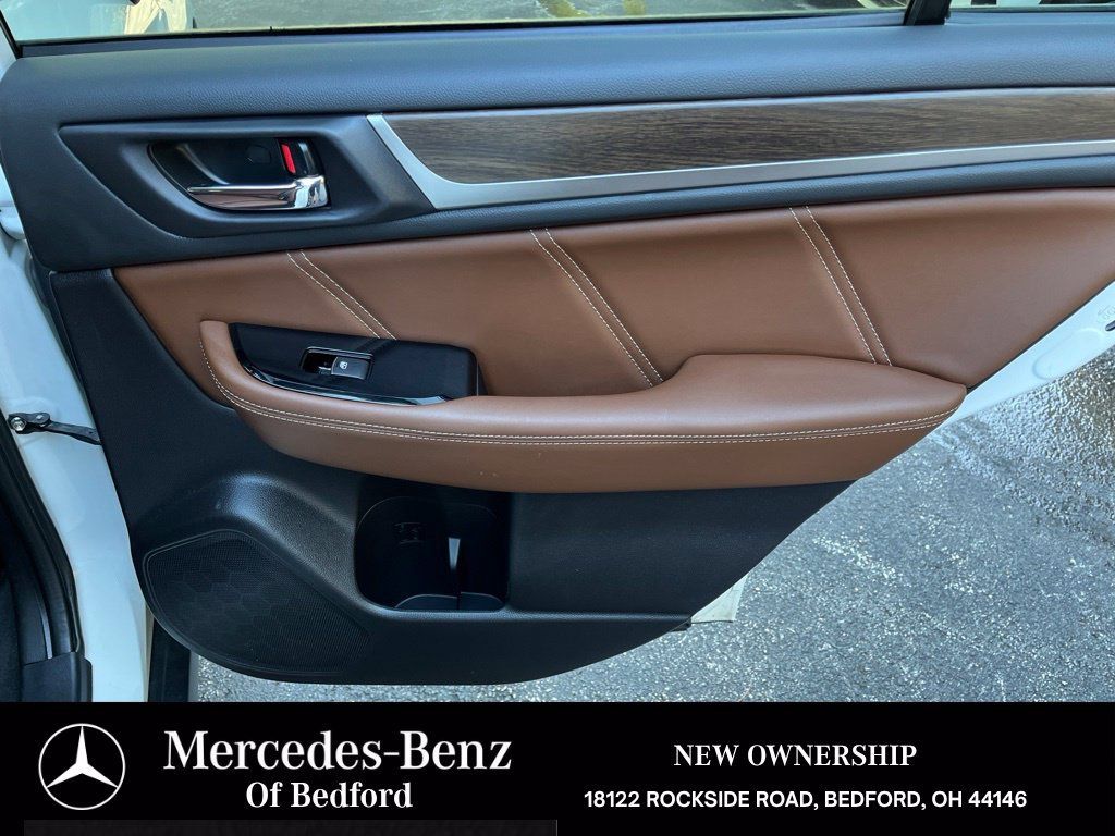 Used 2017 Subaru Outback 2.5i Touring AWD/4WD image 21