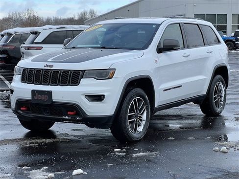 Used 2019 Jeep Grand Cherokee Trailhawk w/ Trailhawk Luxury Group image 49