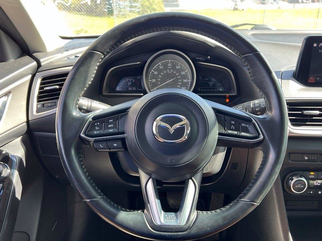 Used 2018 MAZDA MAZDA3 Touring FWD image 15