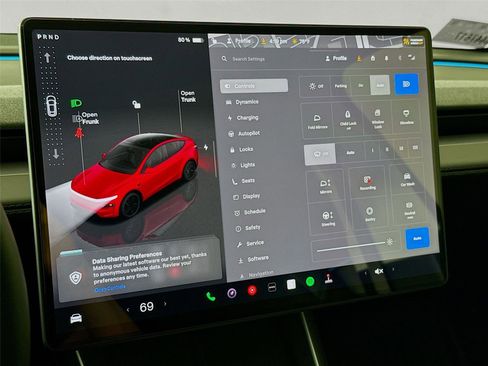 Used 2026 Tesla Model Y Long Range image 13