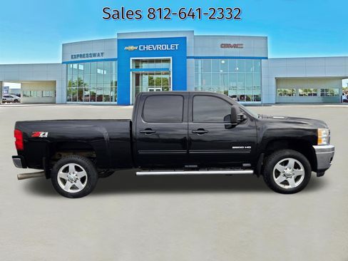 Used 2011 Chevrolet Silverado 2500 LTZ w/ LTZ Plus Package image 7