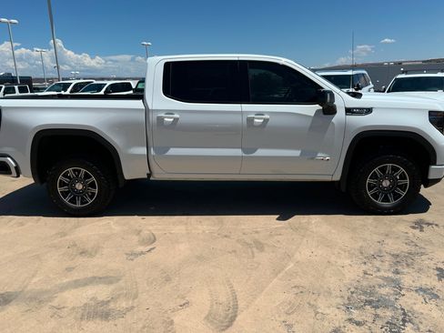 Used 2025 GMC Sierra 1500 AT4 AWD/4WD image 7