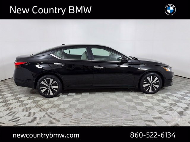 Used 2022 Nissan Altima 2.5 SV AWD/4WD image 8