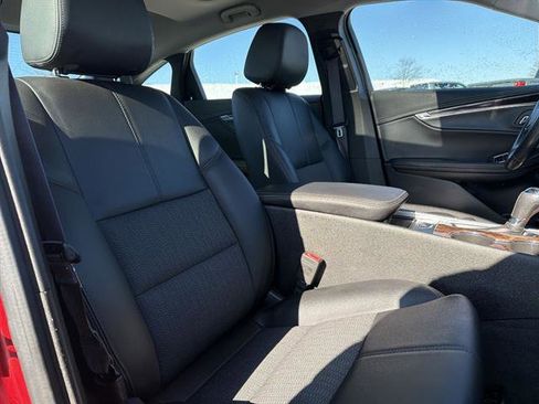 Certified 2015 Chevrolet Impala LT w/ Convenience Package image 46